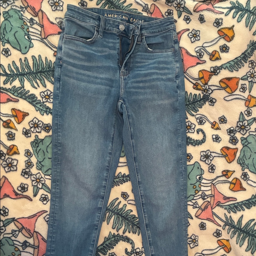 Medium wash super high rise jegging